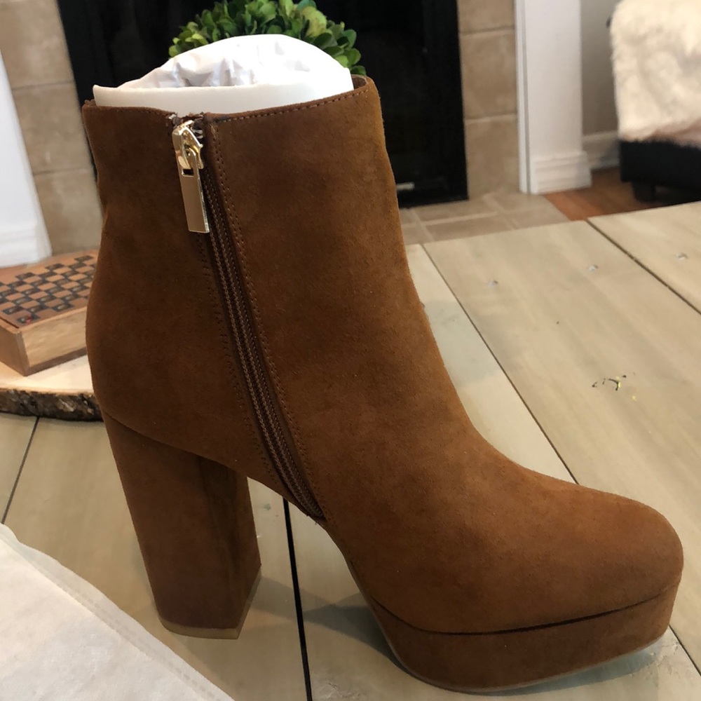Brand New brown boots